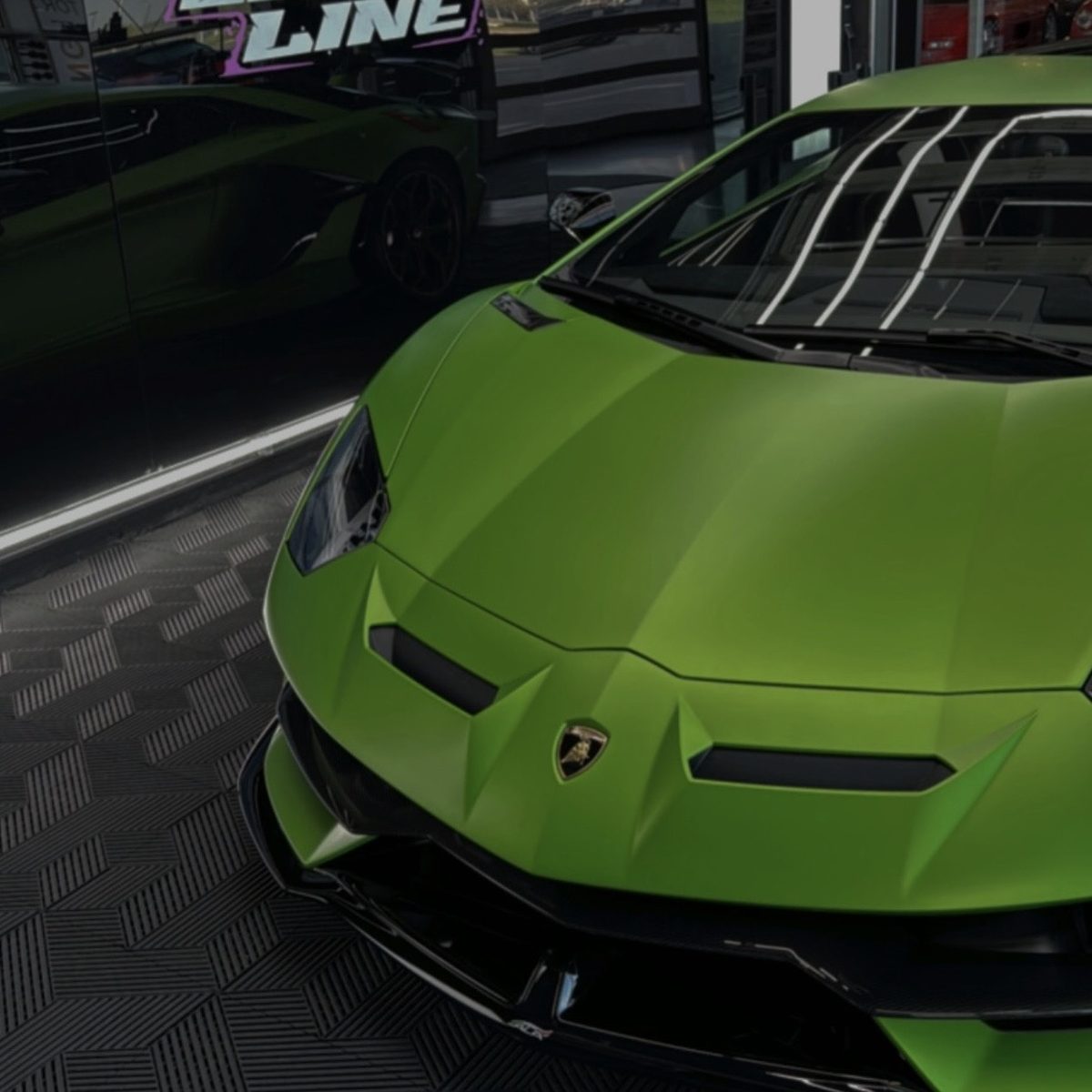 Lamborghini Aventador SVJ in Mattgrün